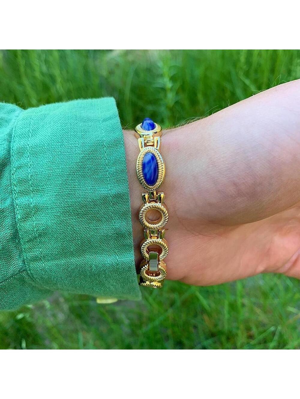 Y2k style Dainty cute Gold style tone quartz watch with dark blue jade stone - Picture 6 of 8